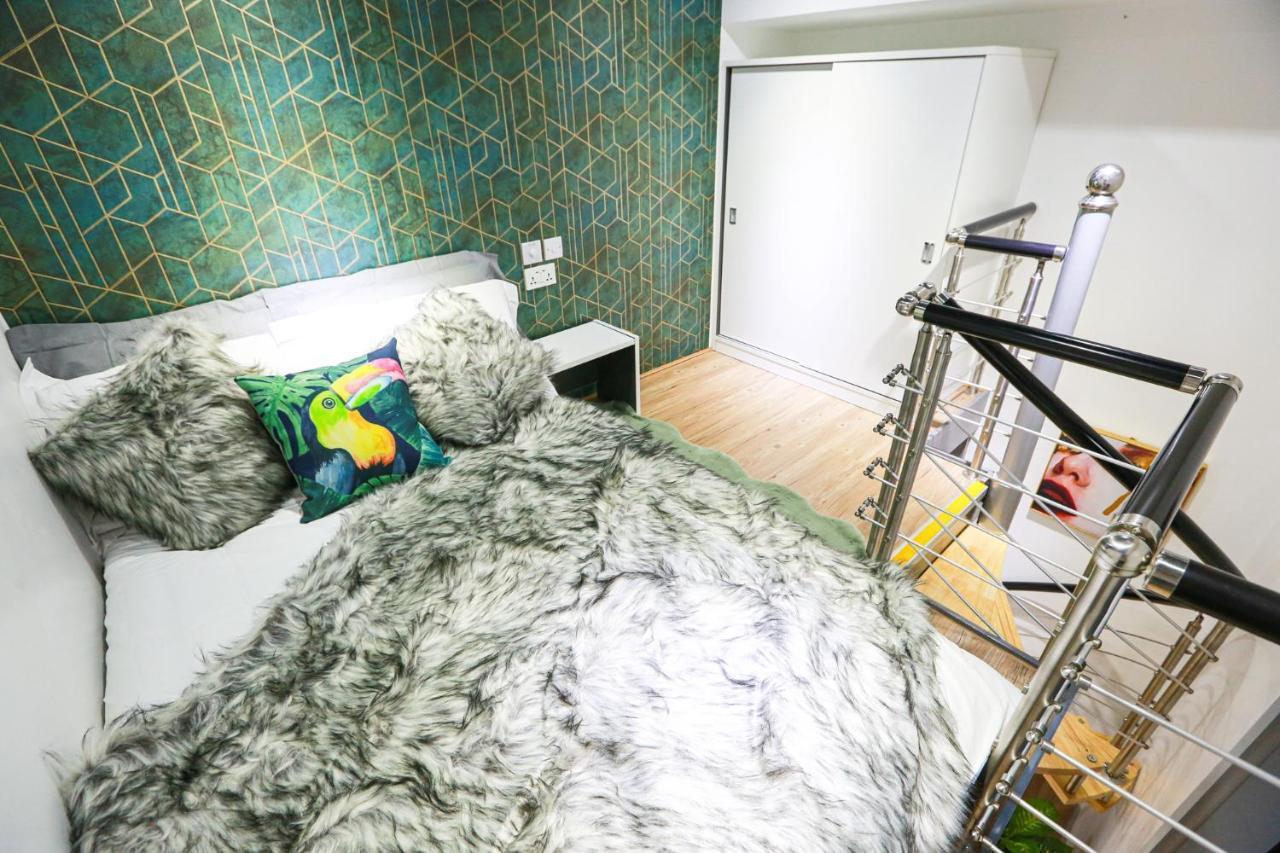 A102 Cheery Bright Loft Apartment โคเวนทรี ภายนอก รูปภาพ